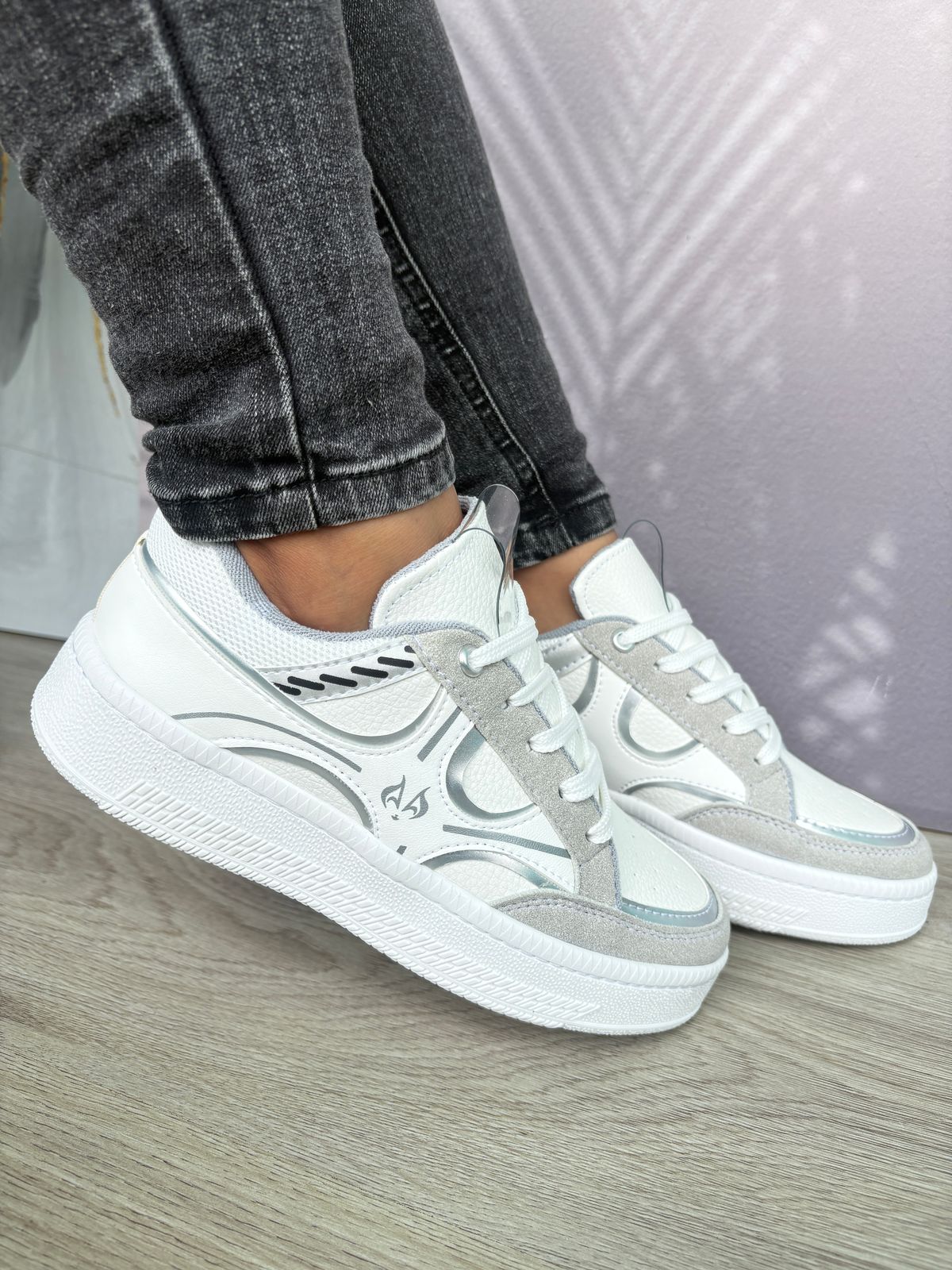 Gray helmet for bikers