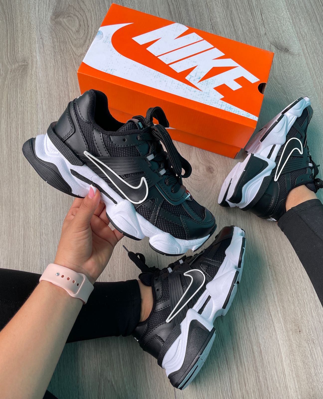 Nike Negro