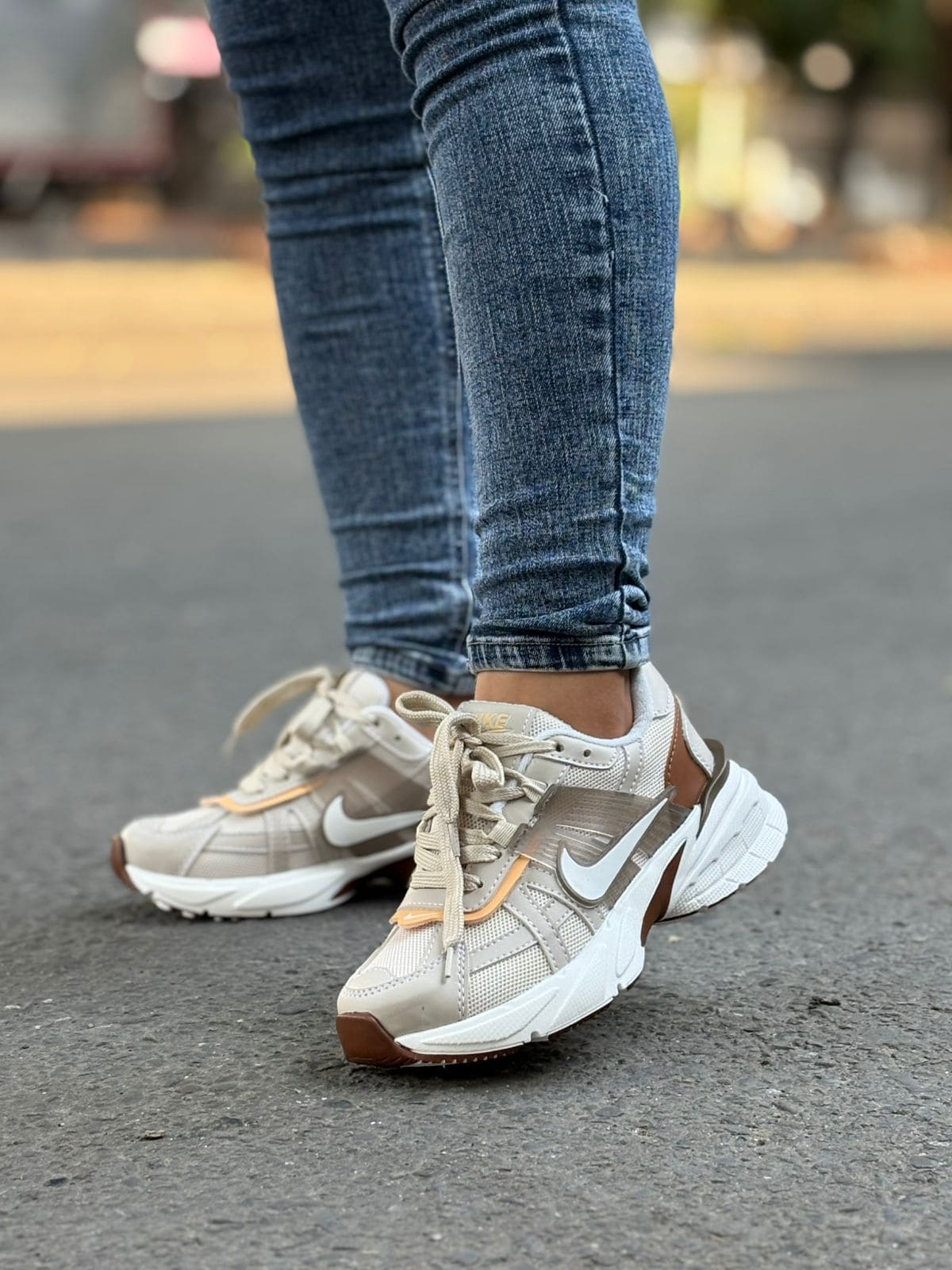 V2k CREMA/CAFE