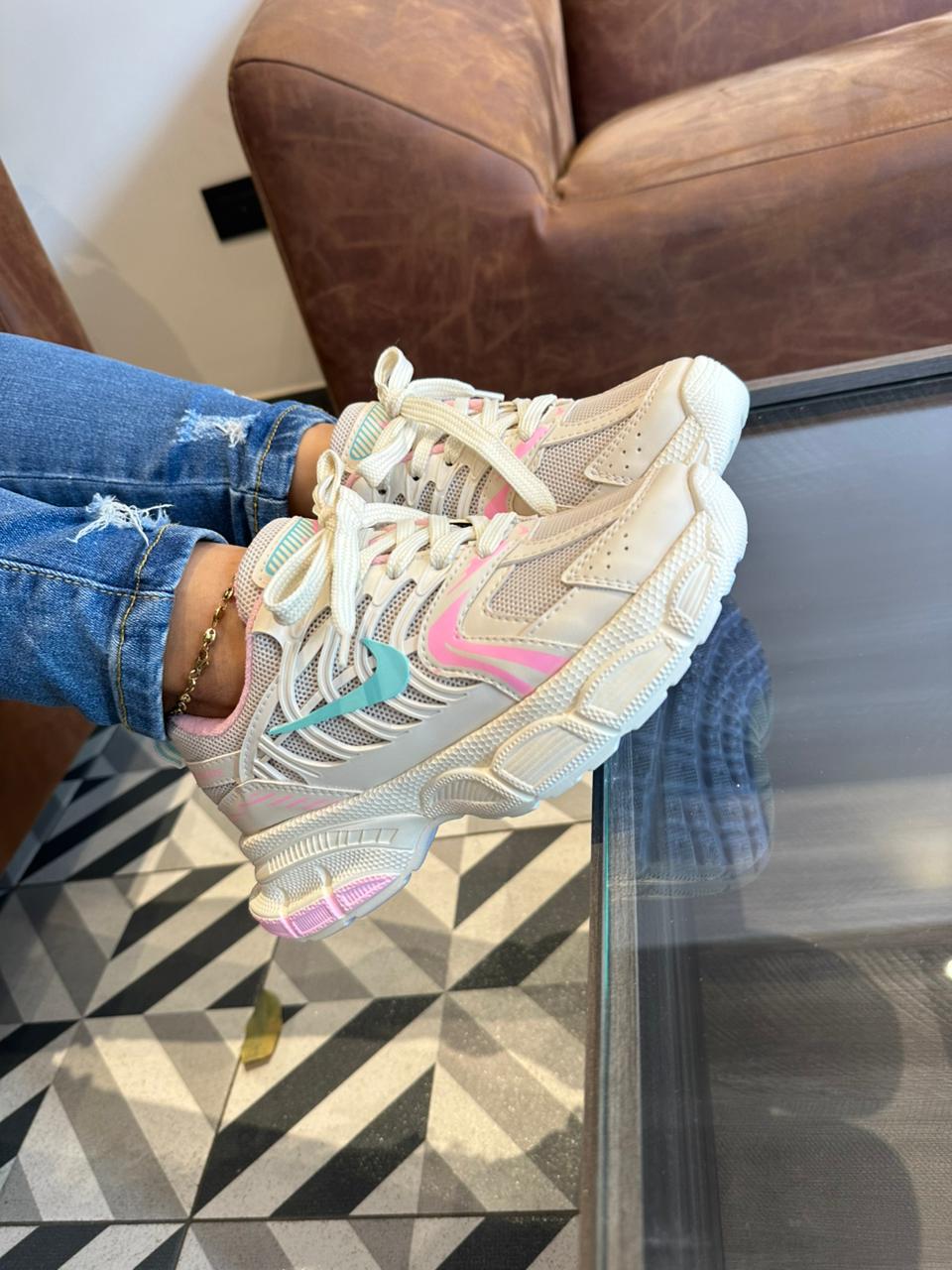 SKATE 030 CREMA ROSA